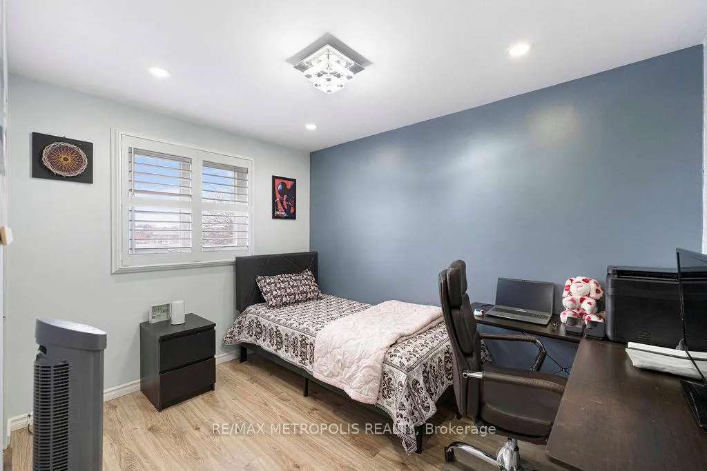 Photo 22 of 42 Gulliver Crescent, Brampton, Northgate — HOMEH