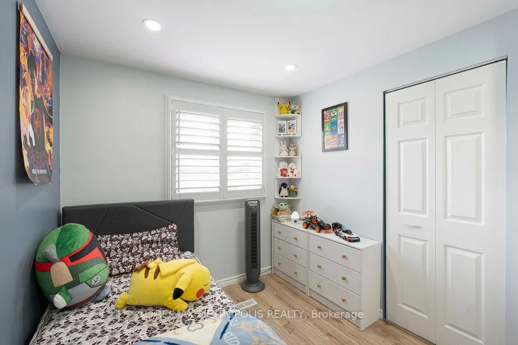 Photo 29 of 42 Gulliver Crescent, Brampton, Northgate — HOMEH