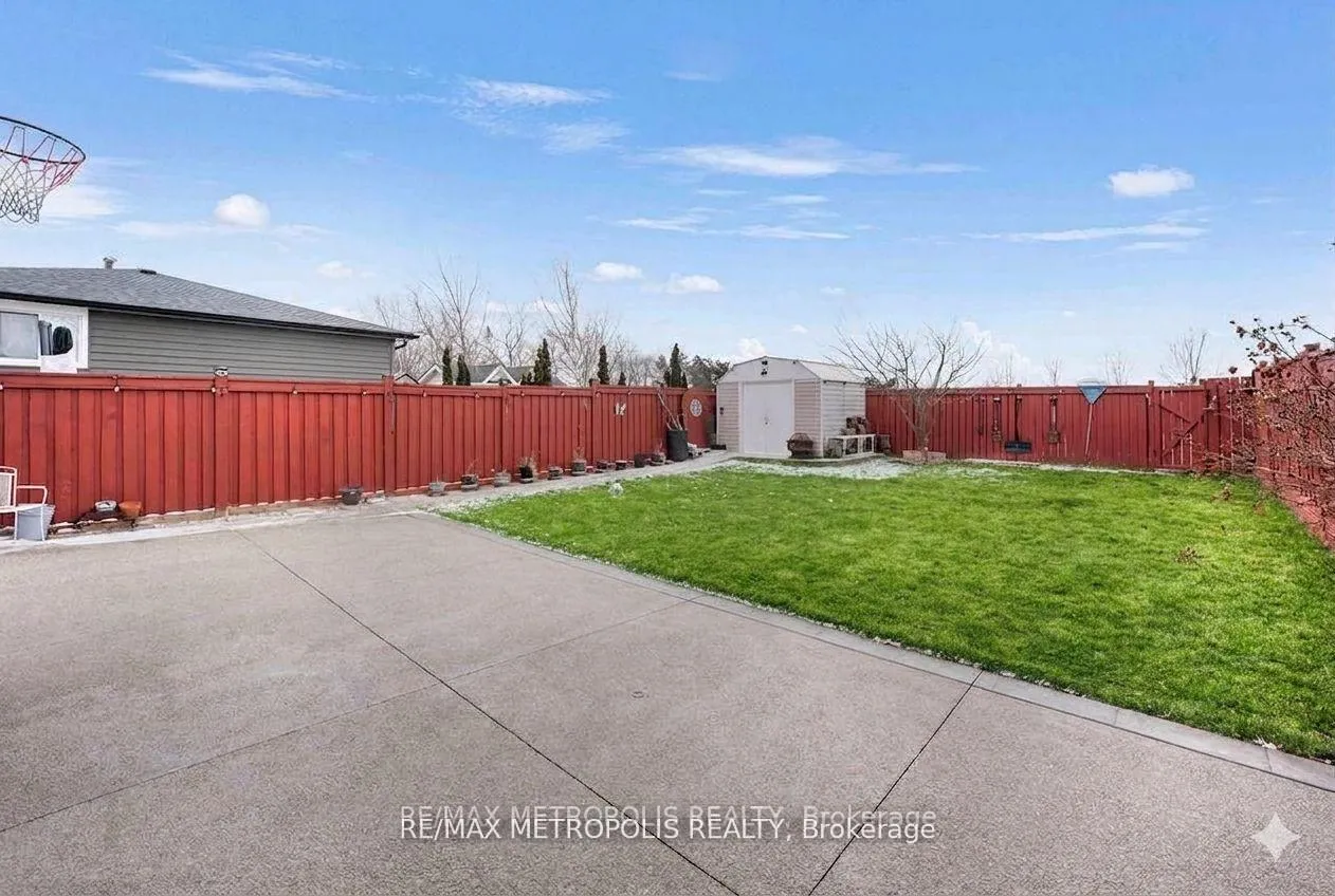 Photo 45 of 42 Gulliver Crescent, Brampton, Northgate — HOMEH