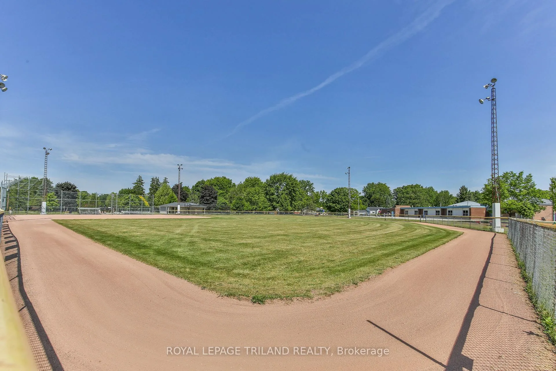 Photo 40 of 22 York Street, Middlesex Centre, Delaware Town — HOMEH
