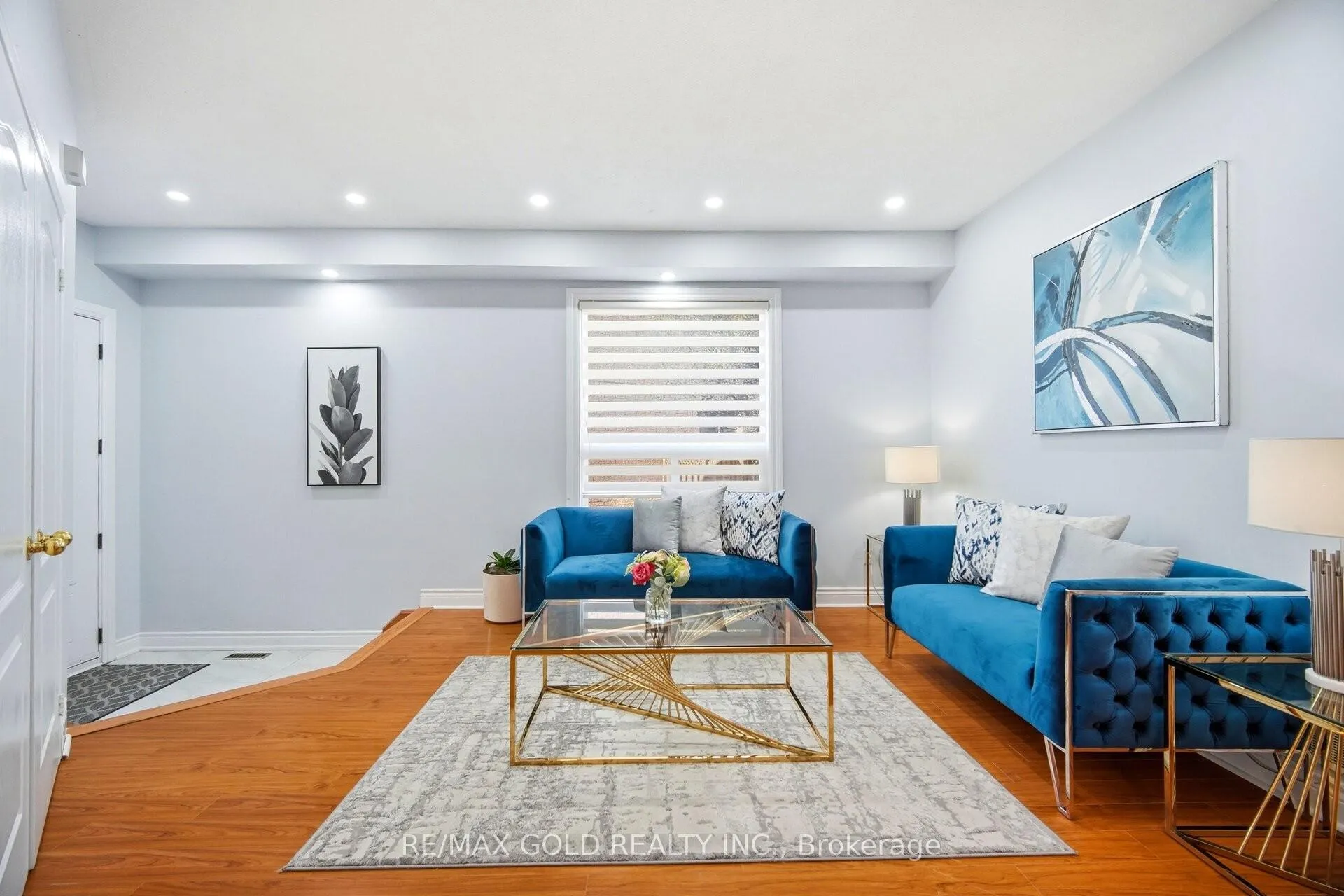 Photo 2 of 10 Inwood Place, Brampton, Sandringham-Wellington — HOMEH