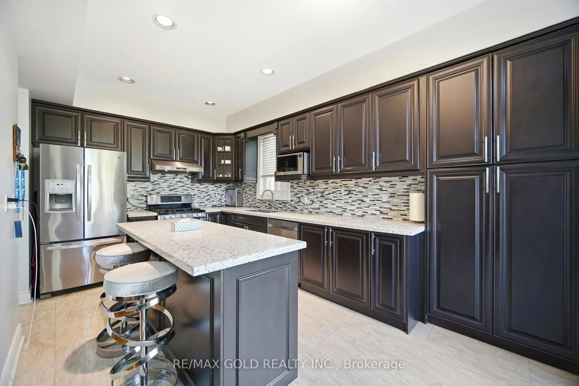Photo 9 of 10 Inwood Place, Brampton, Sandringham-Wellington — HOMEH