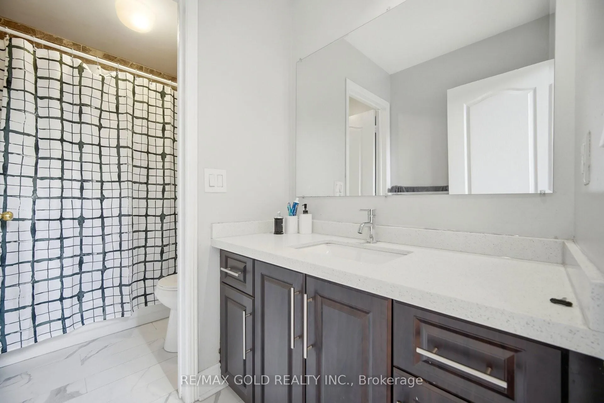 Photo 20 of 10 Inwood Place, Brampton, Sandringham-Wellington — HOMEH