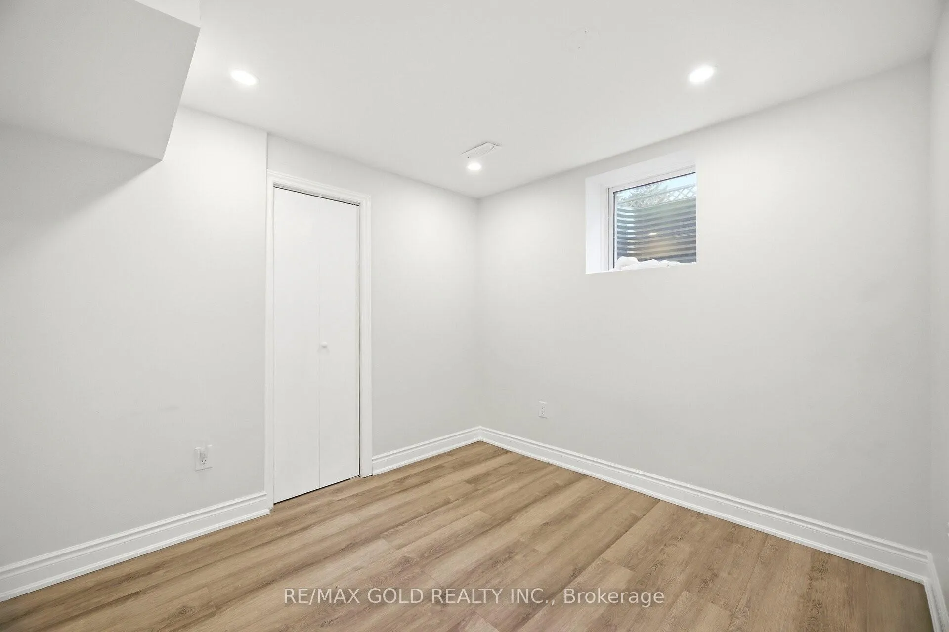 Photo 26 of 10 Inwood Place, Brampton, Sandringham-Wellington — HOMEH