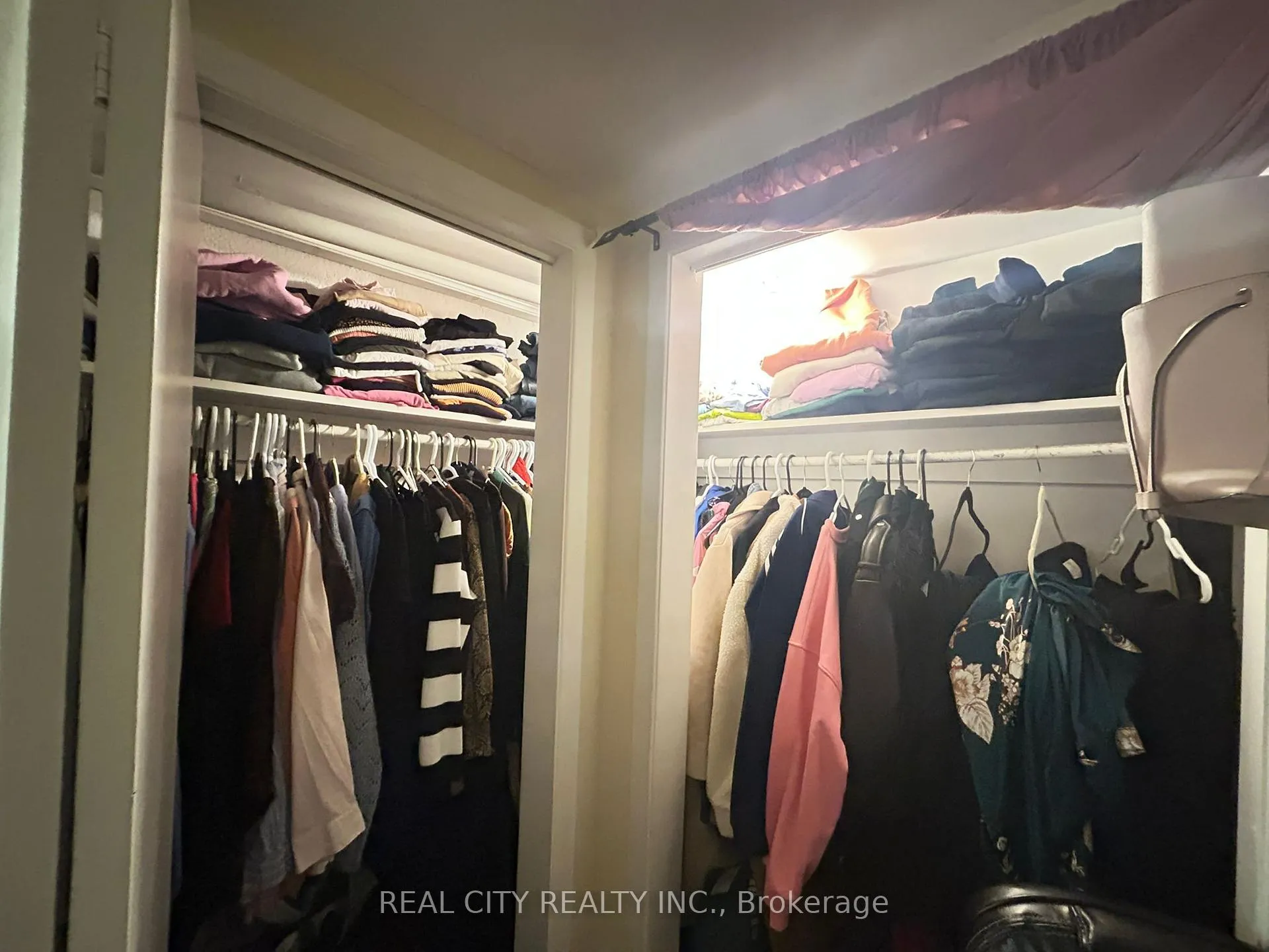 Photo 29 of 2290 Delkus Crescent, Mississauga, Cooksville — HOMEH