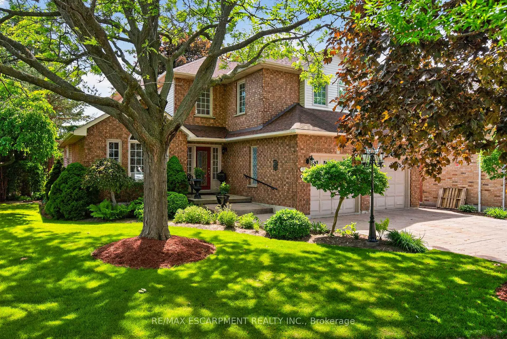 Photo 1 of 21 Fern Avenue, Hamilton, Waterdown — HOMEH