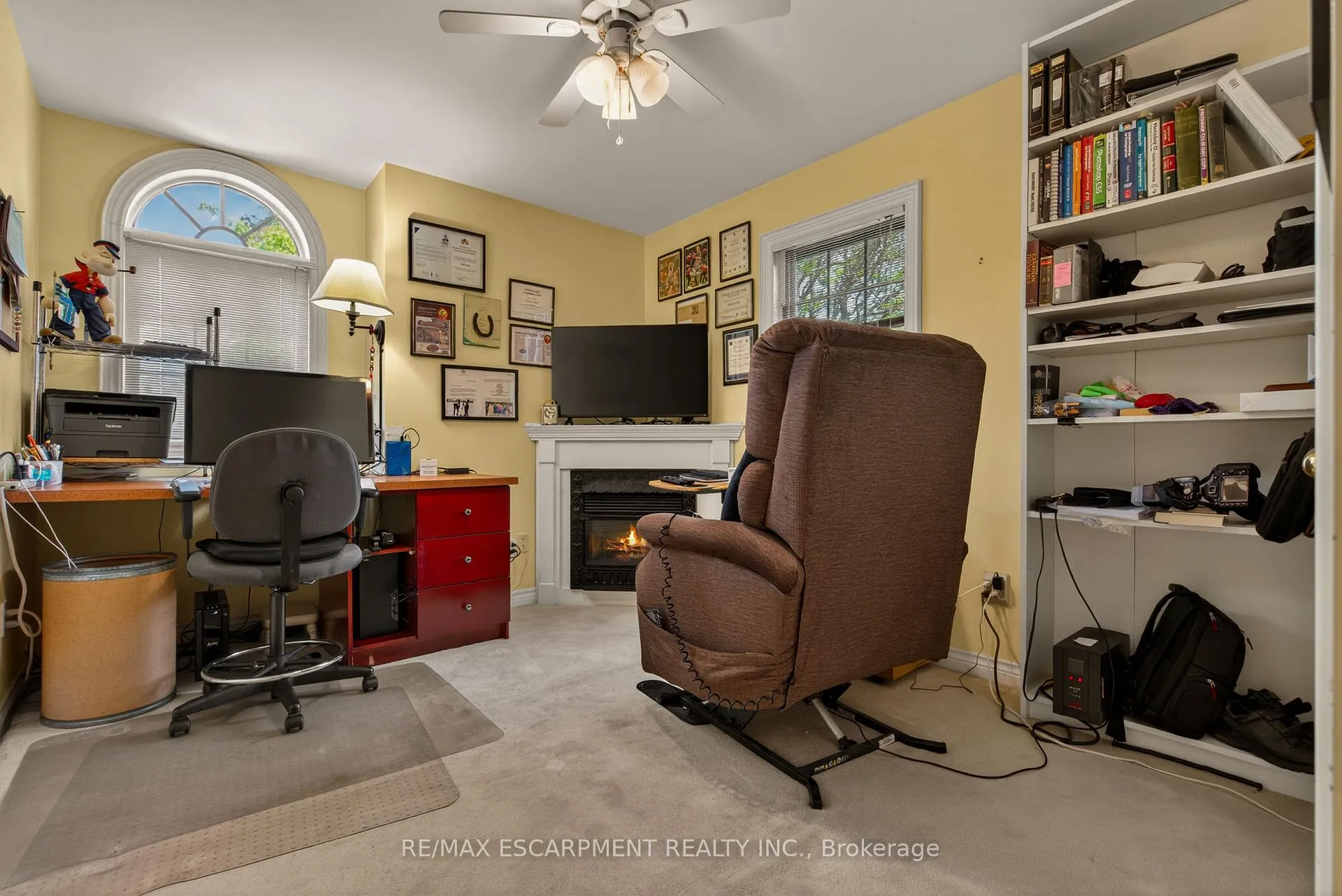 Photo 24 of 21 Fern Avenue, Hamilton, Waterdown — HOMEH