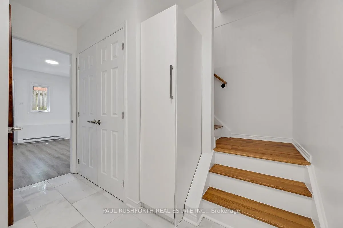Photo 4 of Unit 18, 2828 Richmond Road, Ottawa, Fairfield Heights — HOMEH