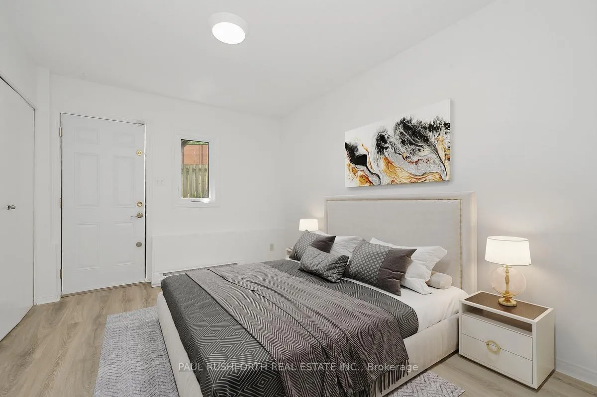 Photo 5 of Unit 18, 2828 Richmond Road, Ottawa, Fairfield Heights — HOMEH