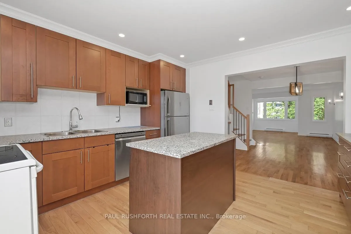Photo 16 of Unit 18, 2828 Richmond Road, Ottawa, Fairfield Heights — HOMEH