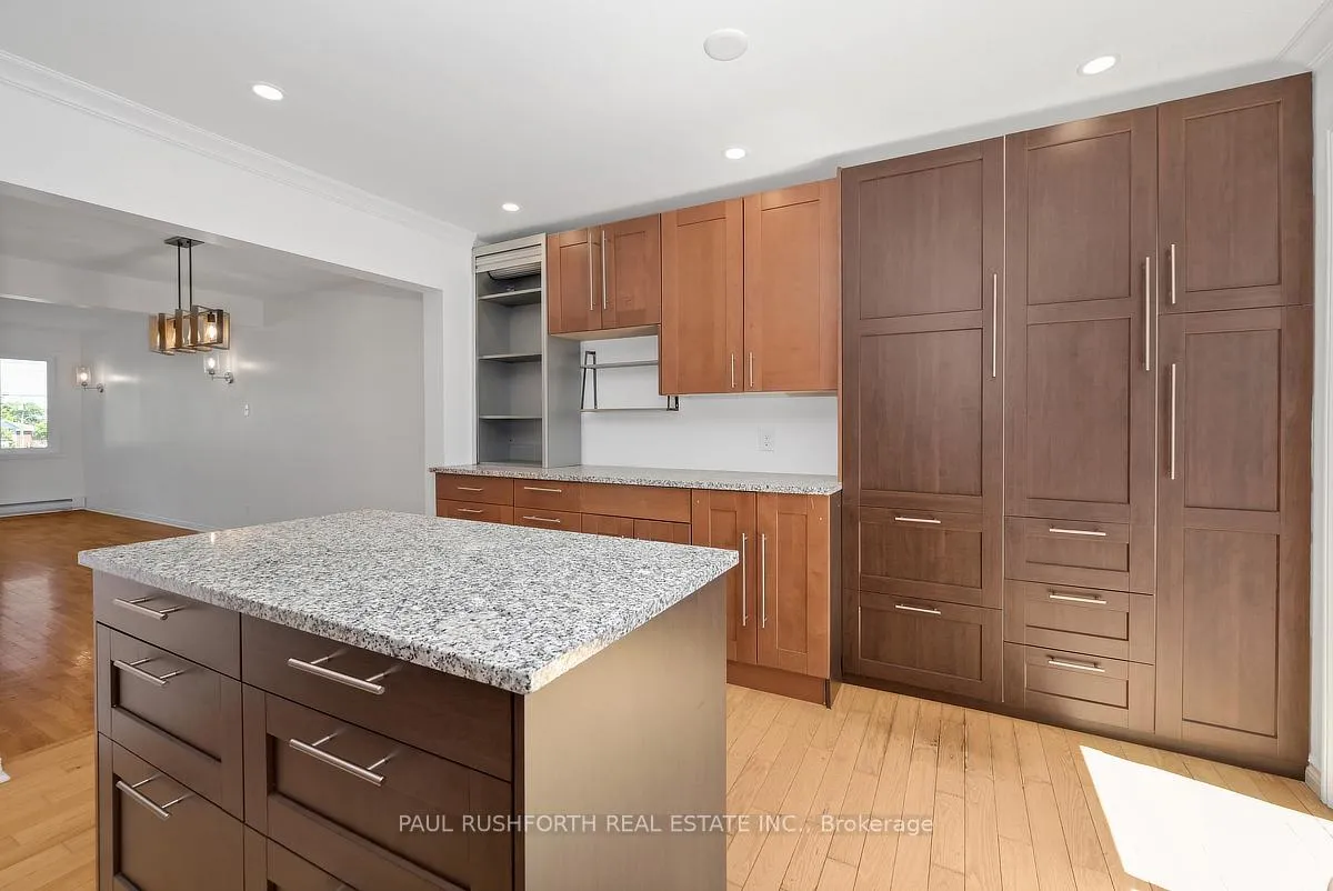 Photo 17 of Unit 18, 2828 Richmond Road, Ottawa, Fairfield Heights — HOMEH