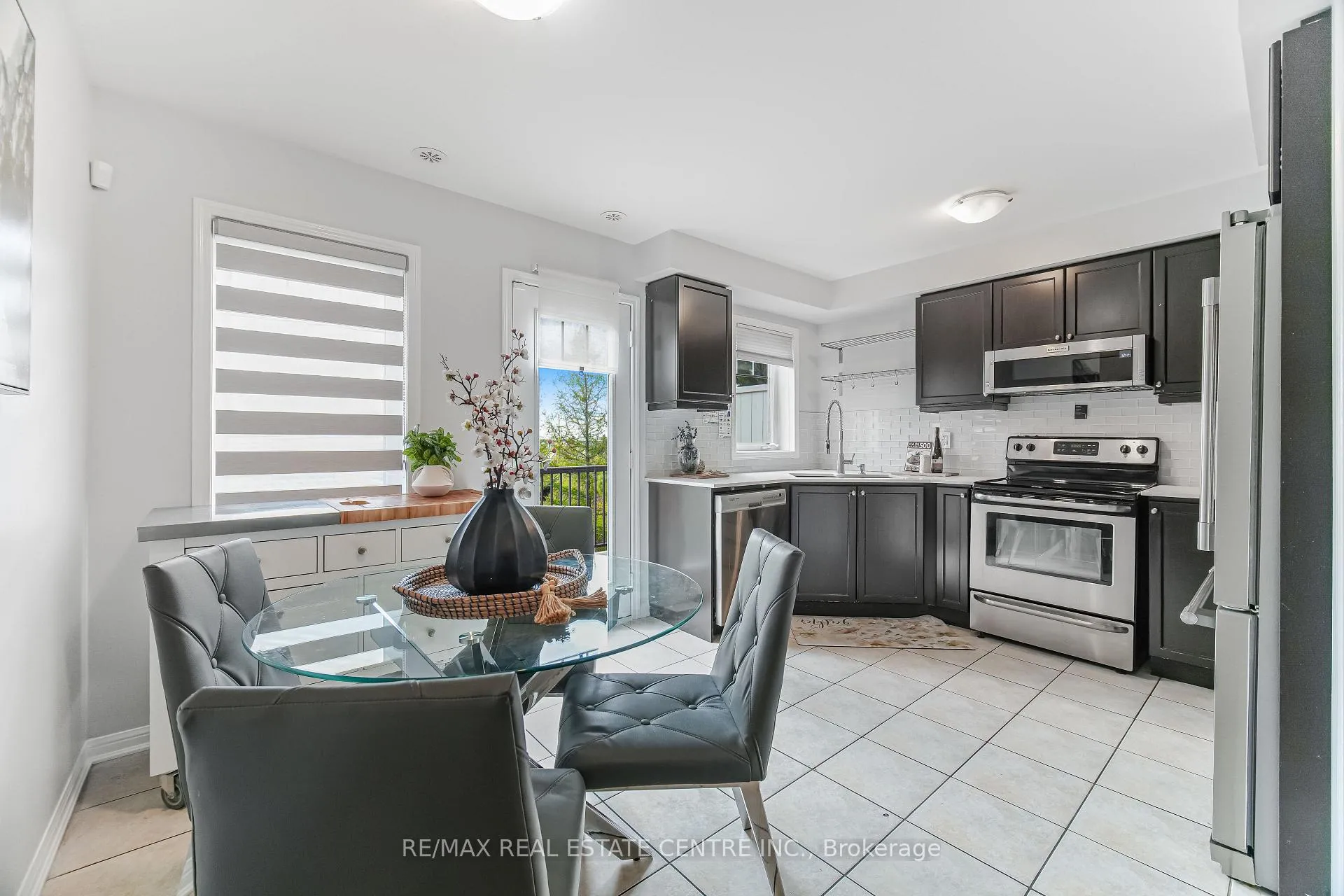 Photo 17 of Unit 64, 6020 Derry Road W, Milton, Harrison — HOMEH