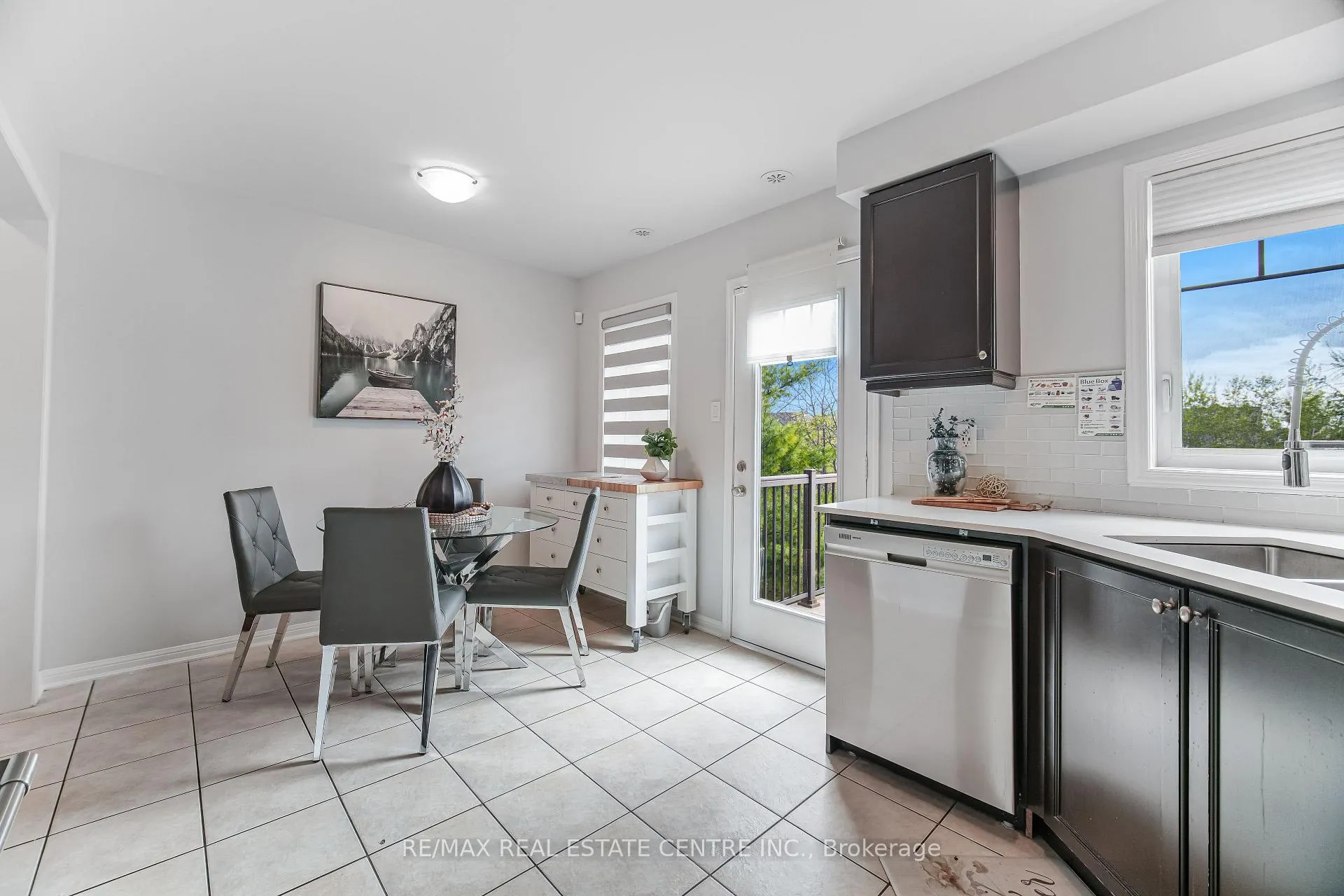 Photo 18 of Unit 64, 6020 Derry Road W, Milton, Harrison — HOMEH