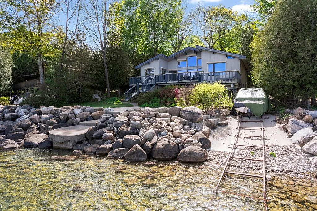 Photo 1 of 341 Cedar Avenue, Meaford — HOMEH