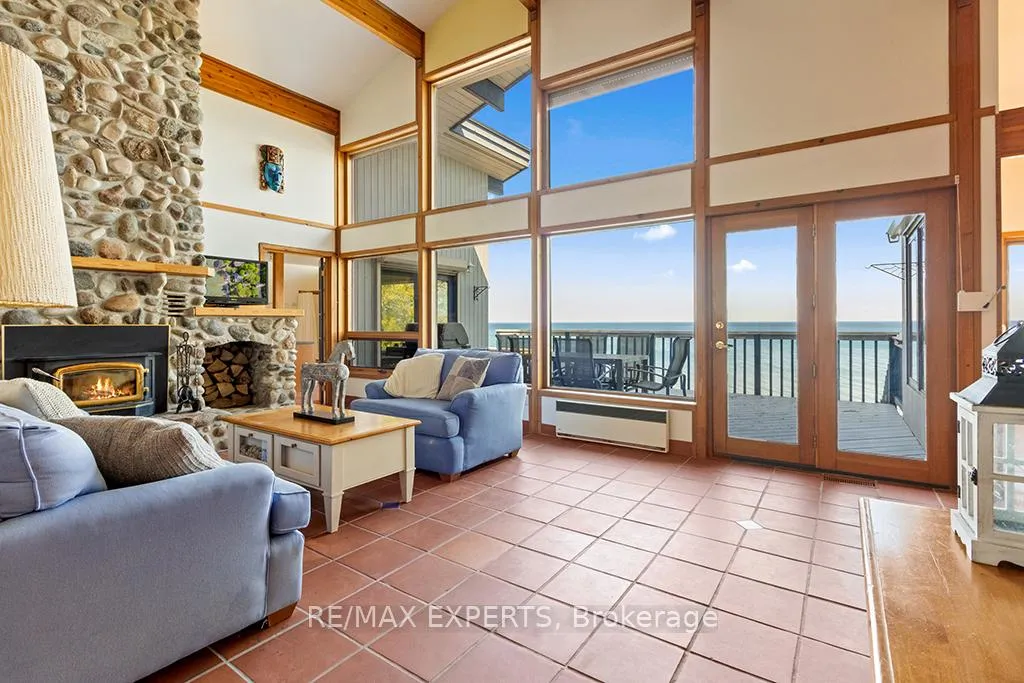 Photo 6 of 341 Cedar Avenue, Meaford — HOMEH