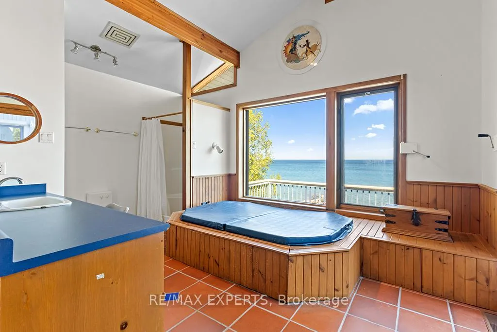 Photo 15 of 341 Cedar Avenue, Meaford — HOMEH
