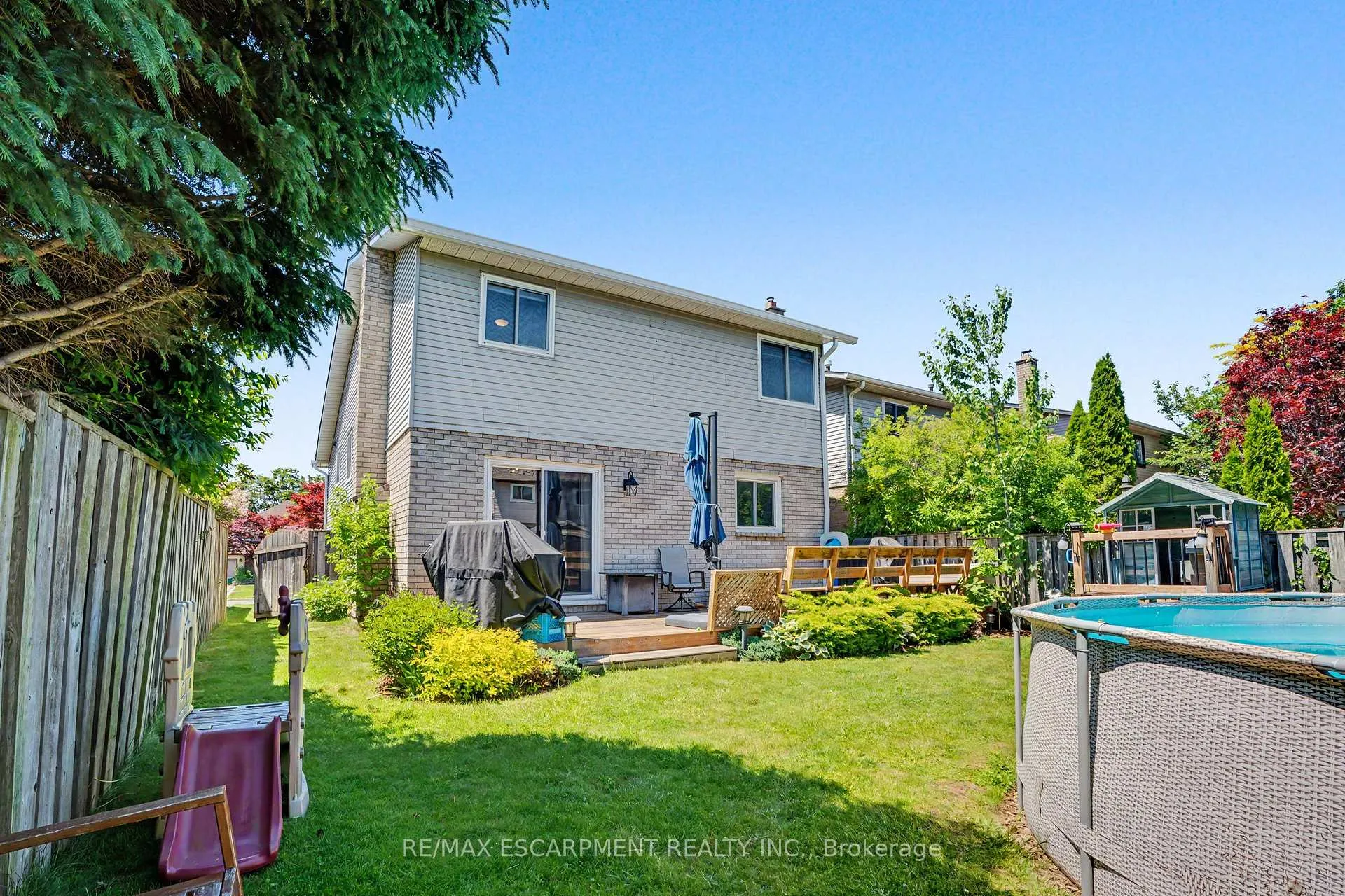 Photo 35 of 7 Rembrandt Drive, Grimsby, Grimsby Beach — HOMEH