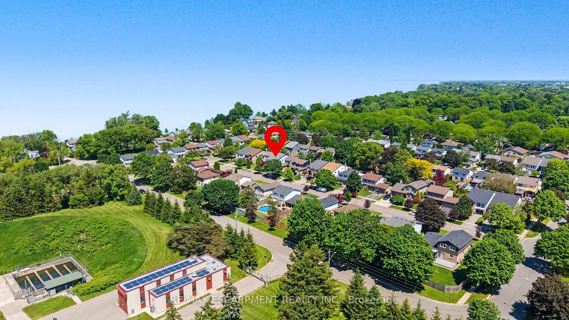 Photo 46 of 7 Rembrandt Drive, Grimsby, Grimsby Beach — HOMEH