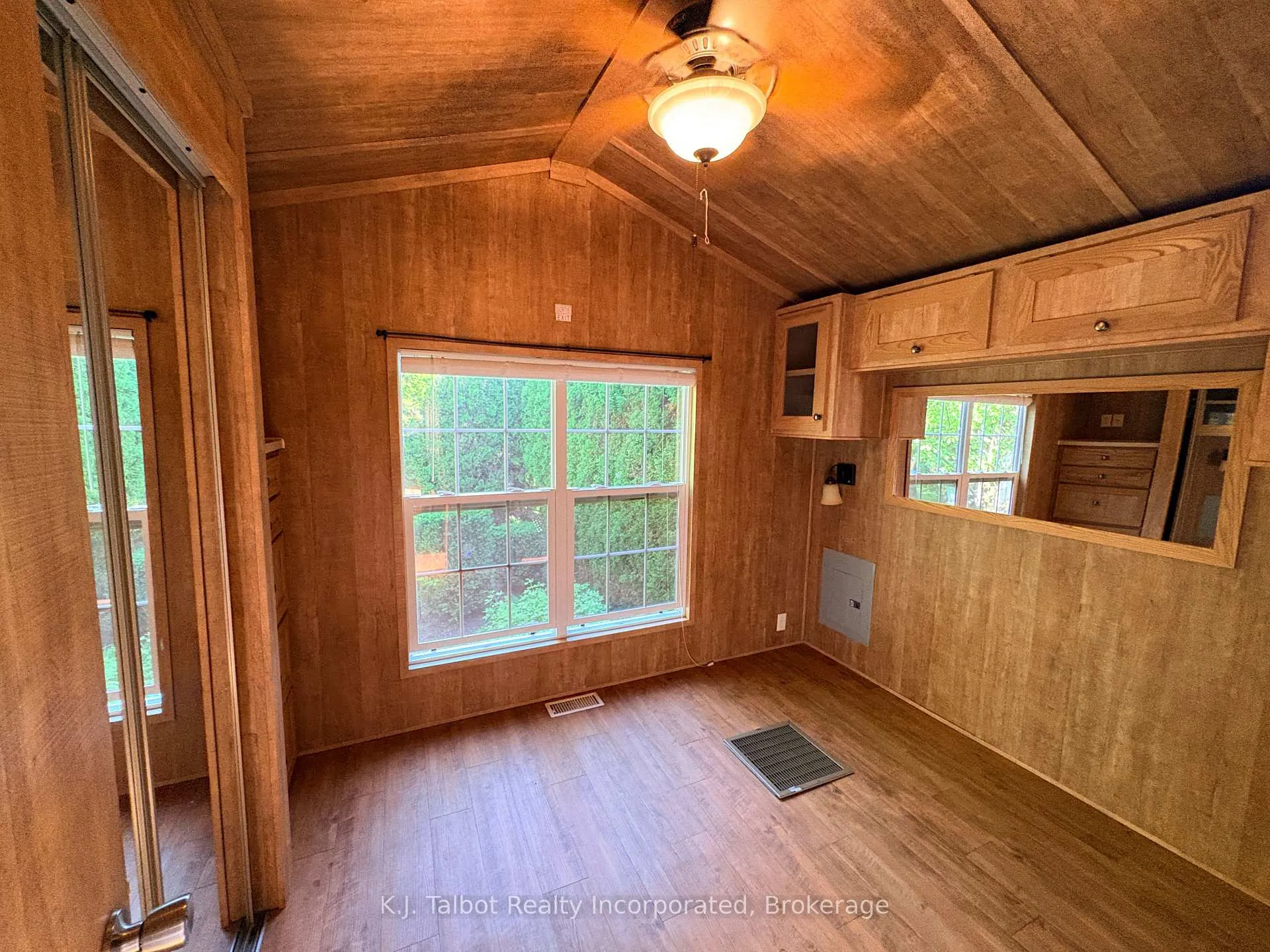 Photo 11 of Unit #28 Rowan Rd., 77307 Bluewater Highway, Bluewater, Bayfield — HOMEH