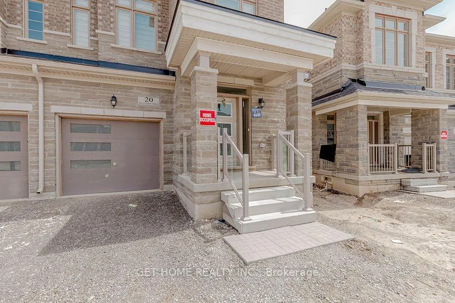 Photo 2 of 20 Silver Meadow Gardens, Hamilton, Waterdown — HOMEH