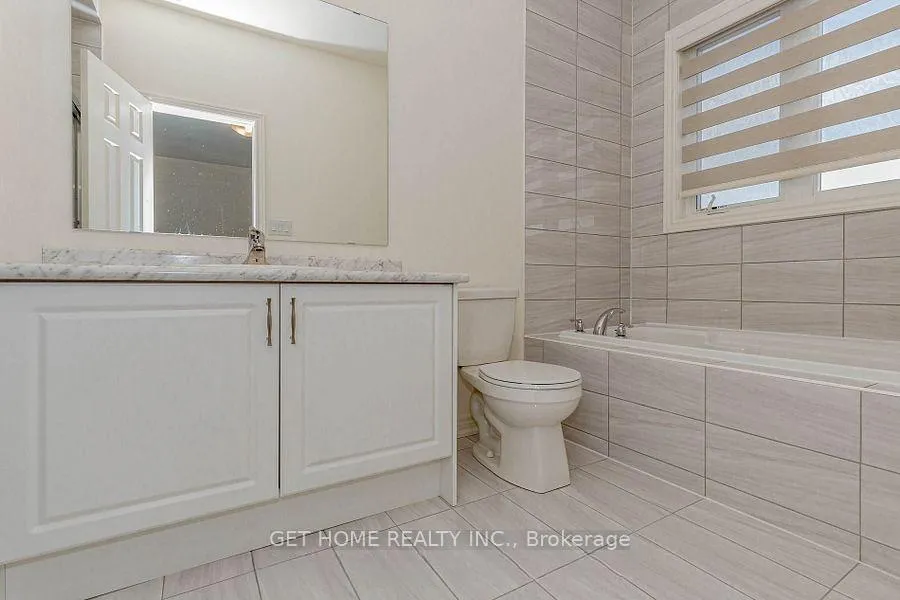 Photo 25 of 20 Silver Meadow Gardens, Hamilton, Waterdown — HOMEH