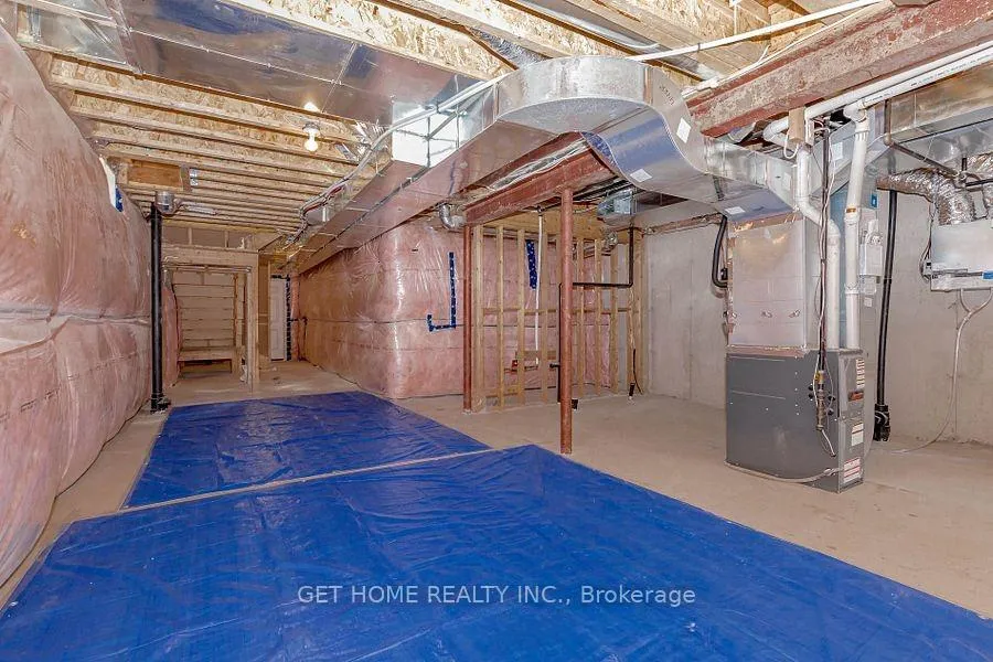 Photo 37 of 20 Silver Meadow Gardens, Hamilton, Waterdown — HOMEH
