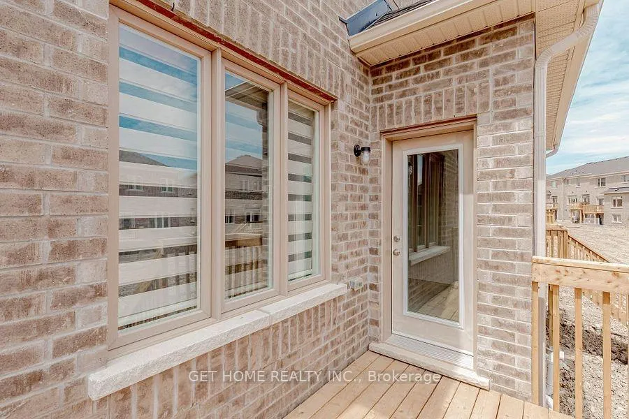 Photo 40 of 20 Silver Meadow Gardens, Hamilton, Waterdown — HOMEH