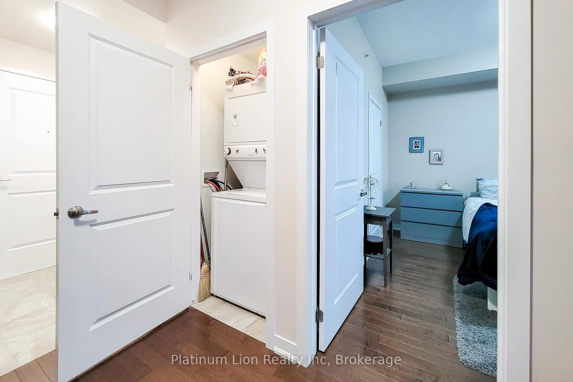 Photo 15 of Unit 703, 85 Robinson Street, Hamilton, Durand — HOMEH