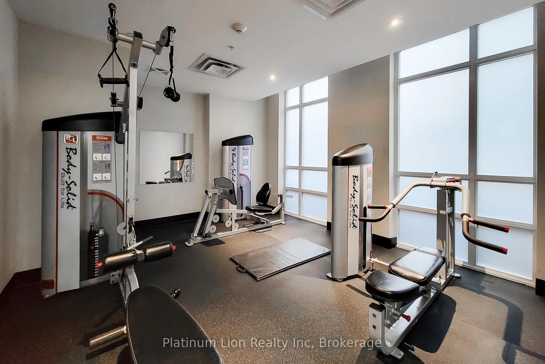Photo 23 of Unit 703, 85 Robinson Street, Hamilton, Durand — HOMEH