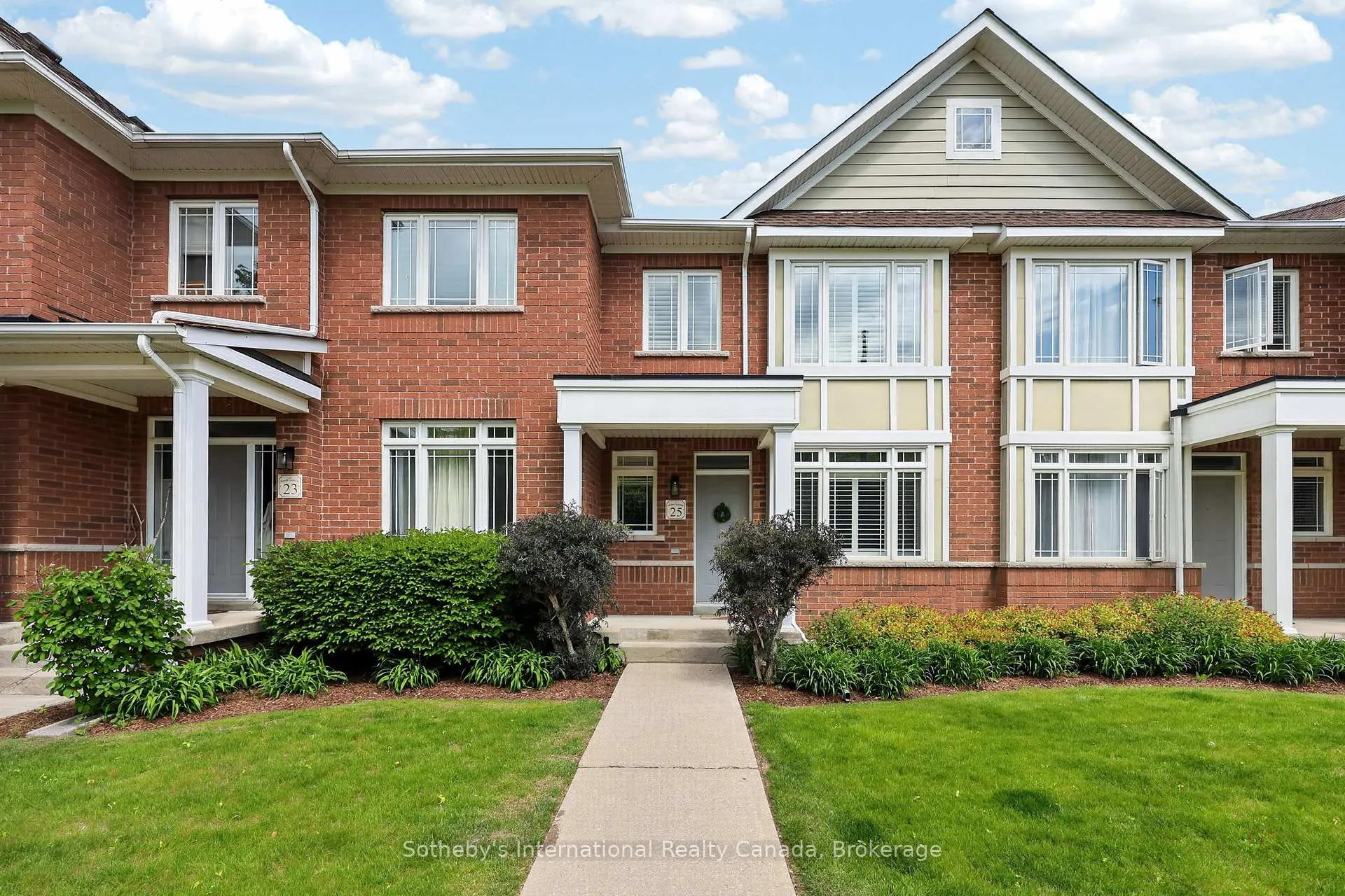 Photo 3 of 25 North Maple Street, Collingwood — HOMEH