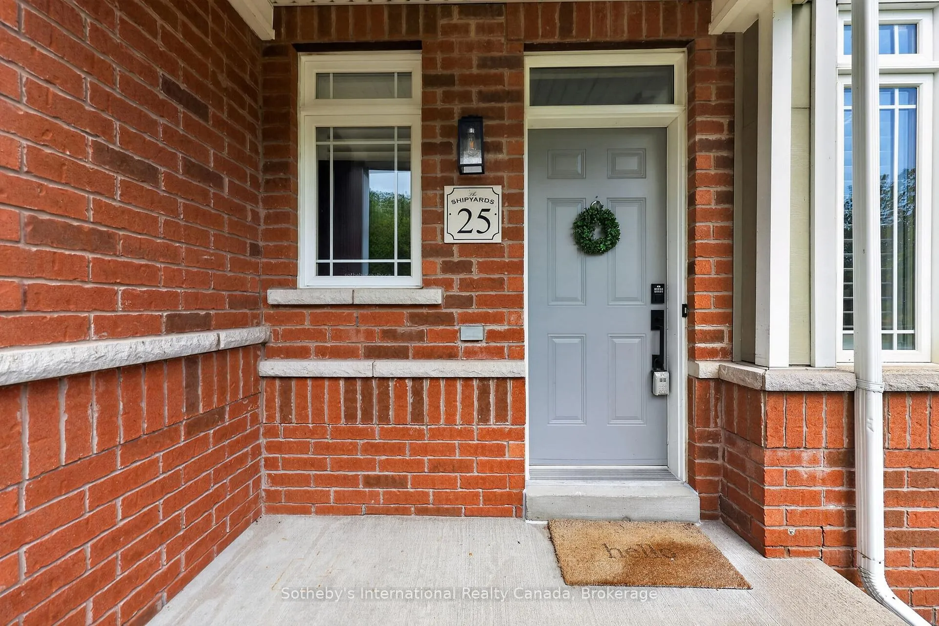 Photo 5 of 25 North Maple Street, Collingwood — HOMEH