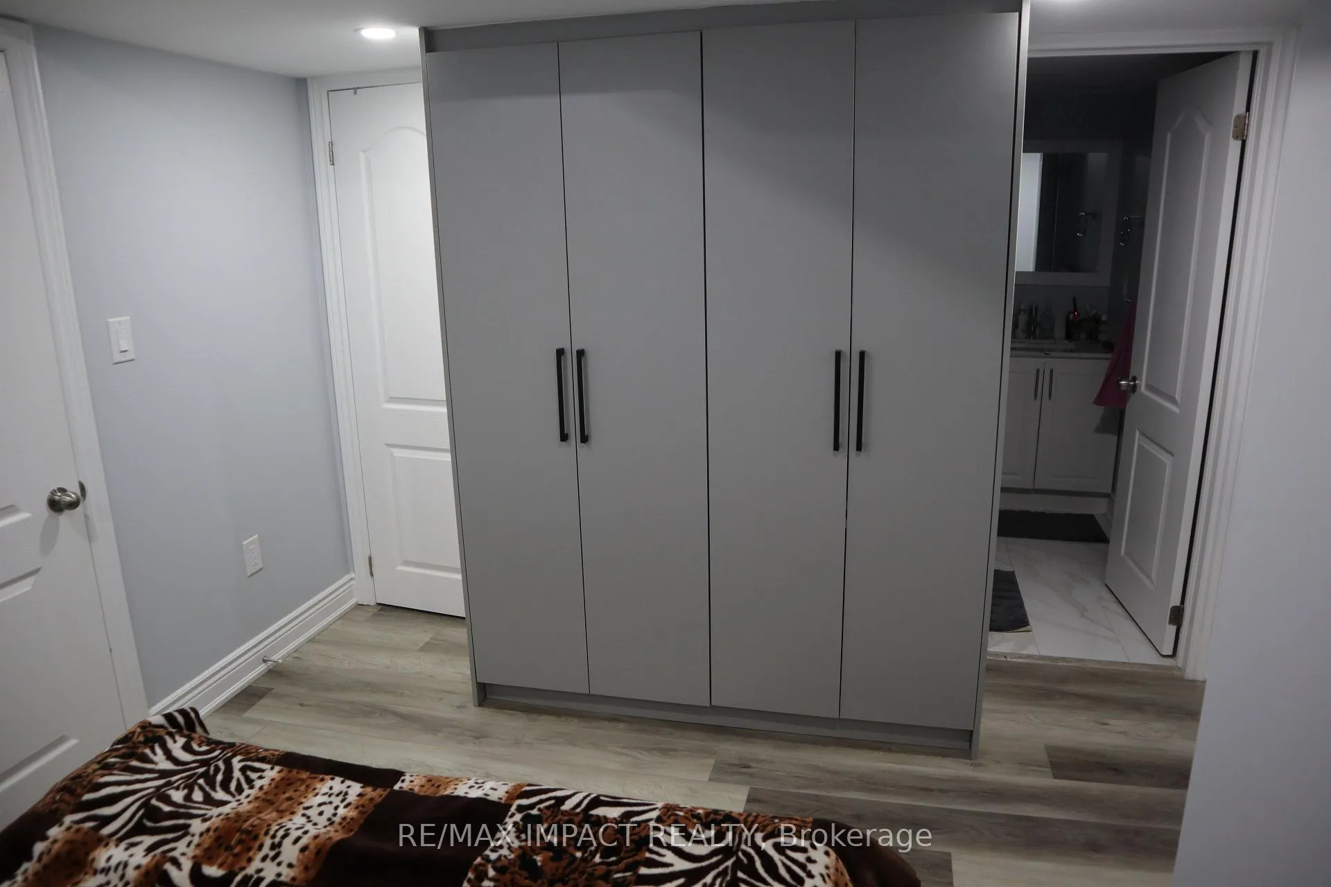 Photo 21 of 49 Hood Crescent, Brampton, Fletcher's West — HOMEH