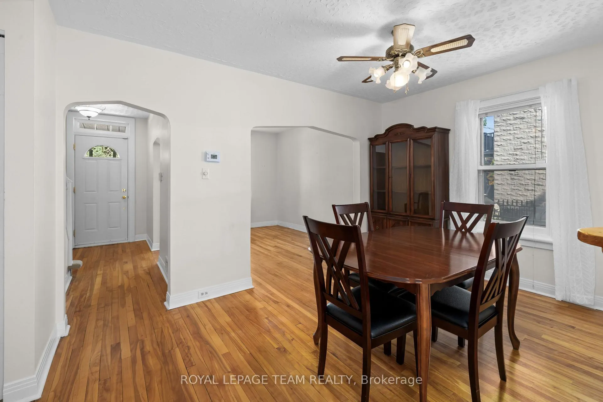 Photo 6 of 35 Springfield Road, Ottawa, Lindenlea — HOMEH