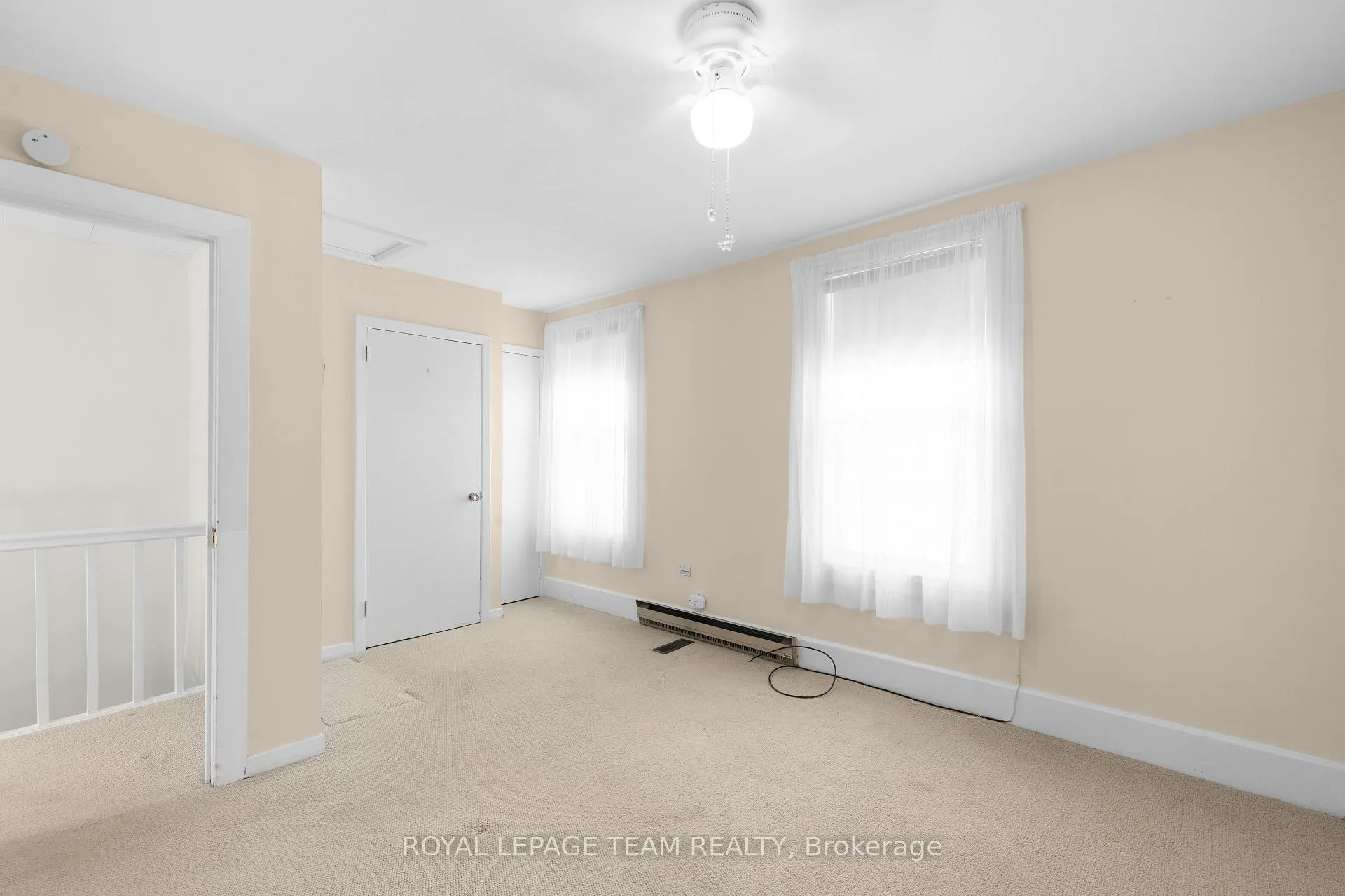 Photo 15 of 35 Springfield Road, Ottawa, Lindenlea — HOMEH