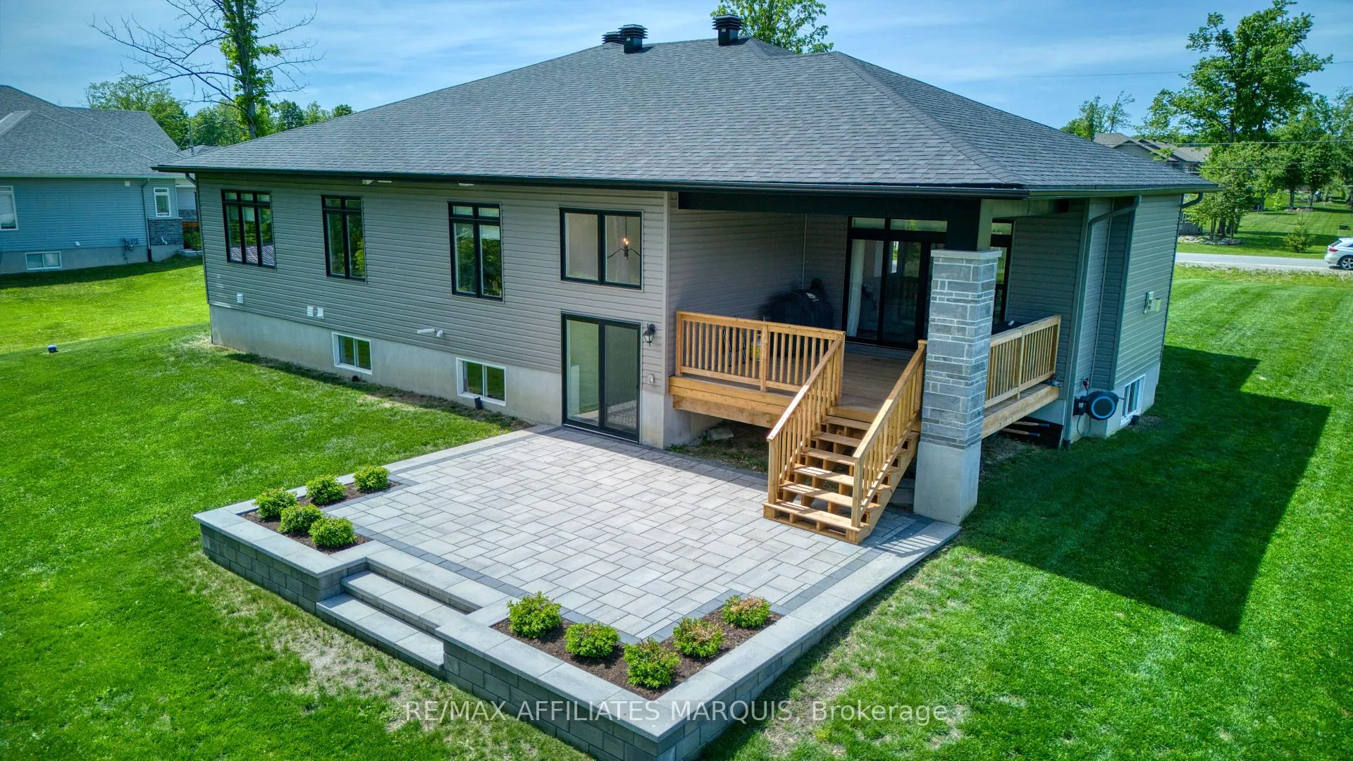 Photo 36 of 27 Diane Drive, Rideau Lakes, Rideau Lakes (South Elmsley) Twp — HOMEH