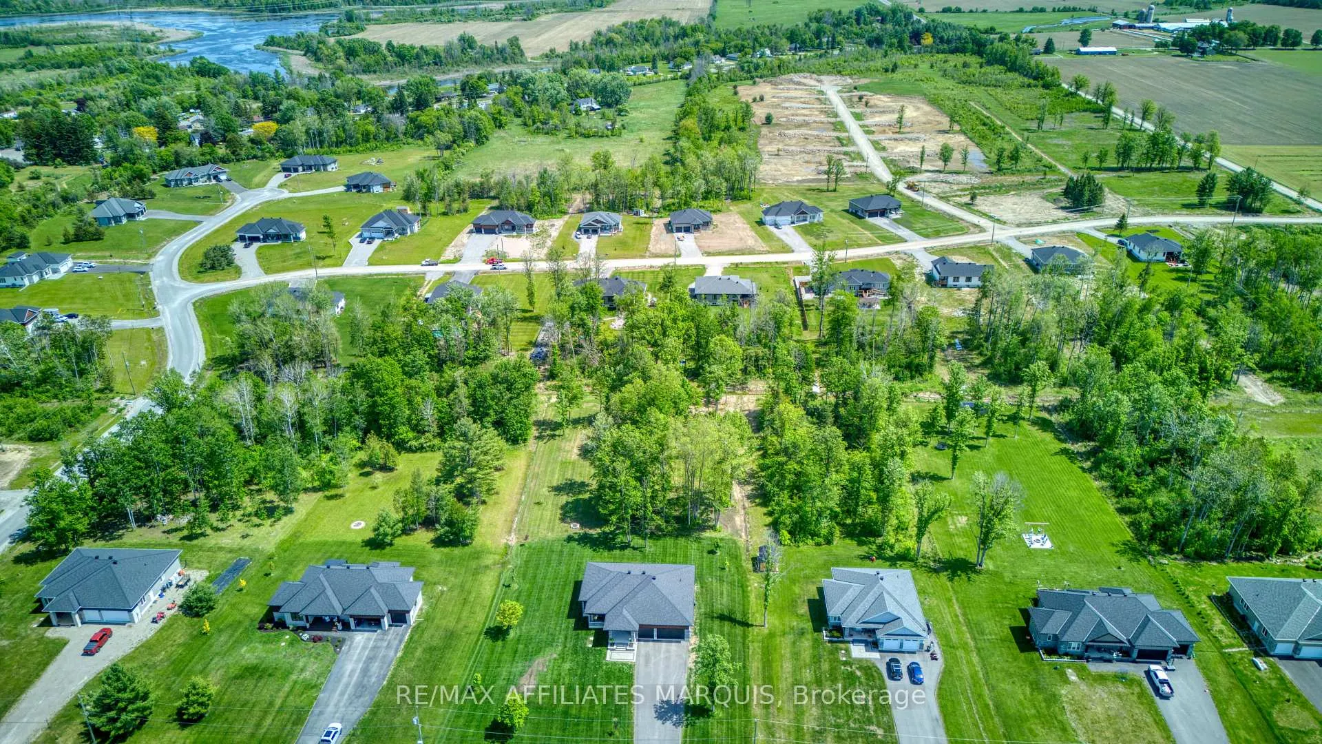 Photo 41 of 27 Diane Drive, Rideau Lakes, Rideau Lakes (South Elmsley) Twp — HOMEH