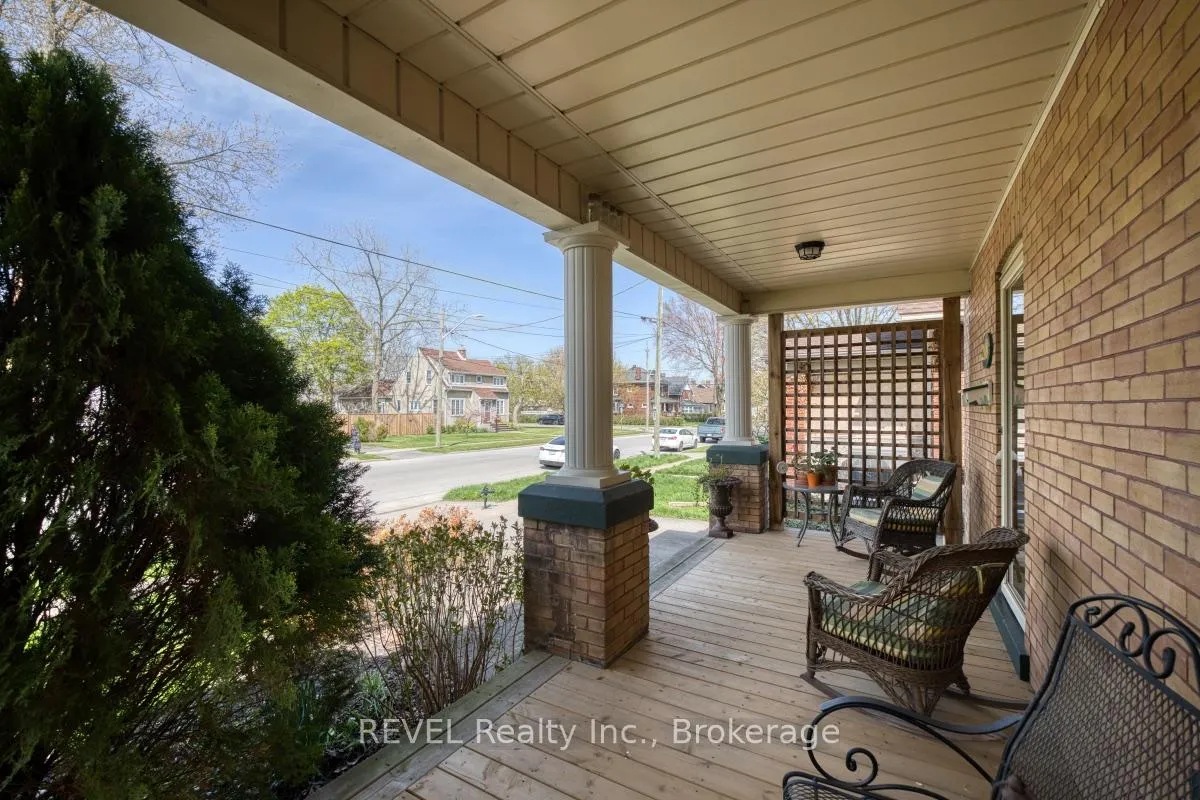 Photo 7 of 218 Kent Street, Port Colborne, Sugarloaf — HOMEH