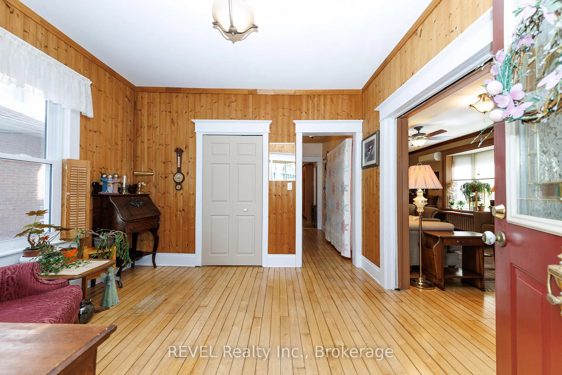 Photo 8 of 218 Kent Street, Port Colborne, Sugarloaf — HOMEH