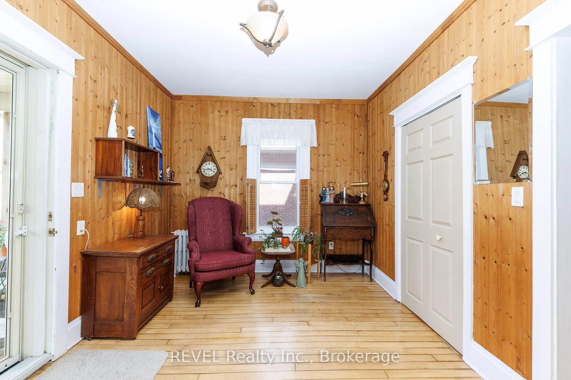 Photo 9 of 218 Kent Street, Port Colborne, Sugarloaf — HOMEH