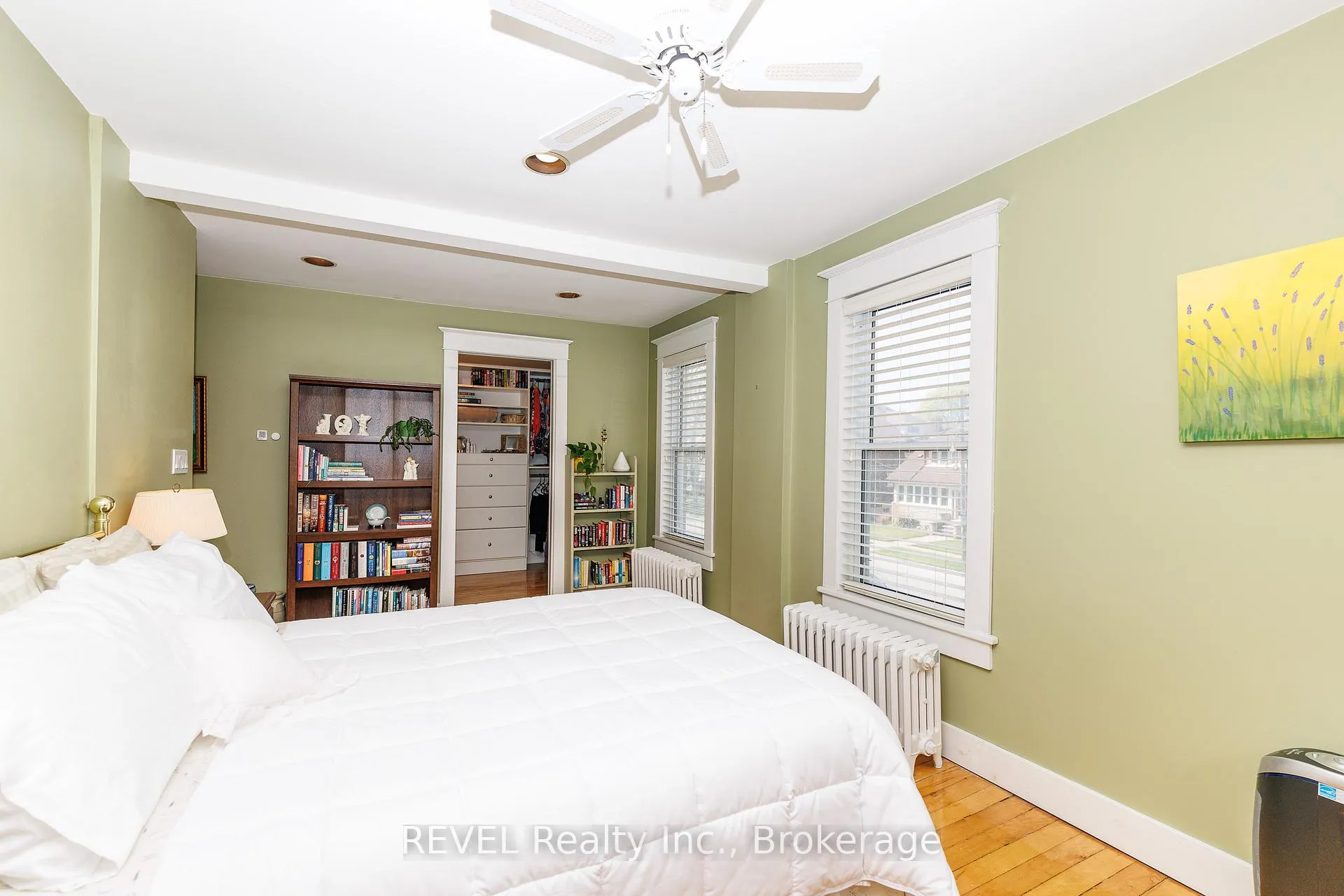 Photo 23 of 218 Kent Street, Port Colborne, Sugarloaf — HOMEH