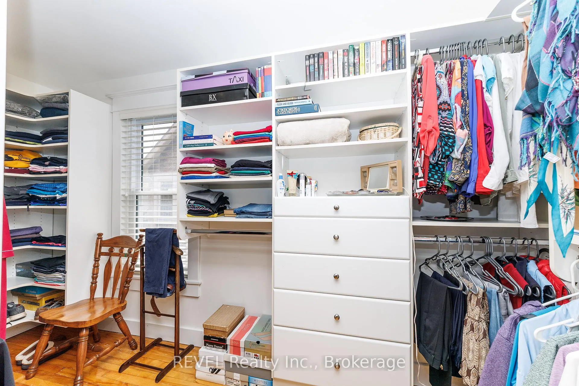 Photo 24 of 218 Kent Street, Port Colborne, Sugarloaf — HOMEH