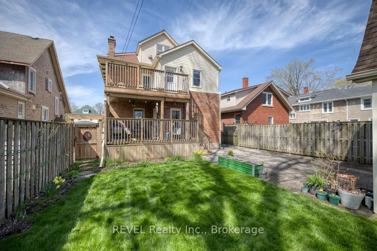 Photo 44 of 218 Kent Street, Port Colborne, Sugarloaf — HOMEH