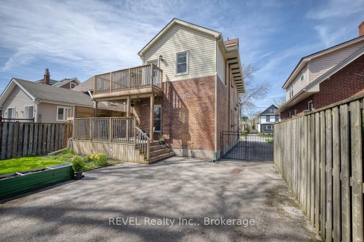 Photo 45 of 218 Kent Street, Port Colborne, Sugarloaf — HOMEH