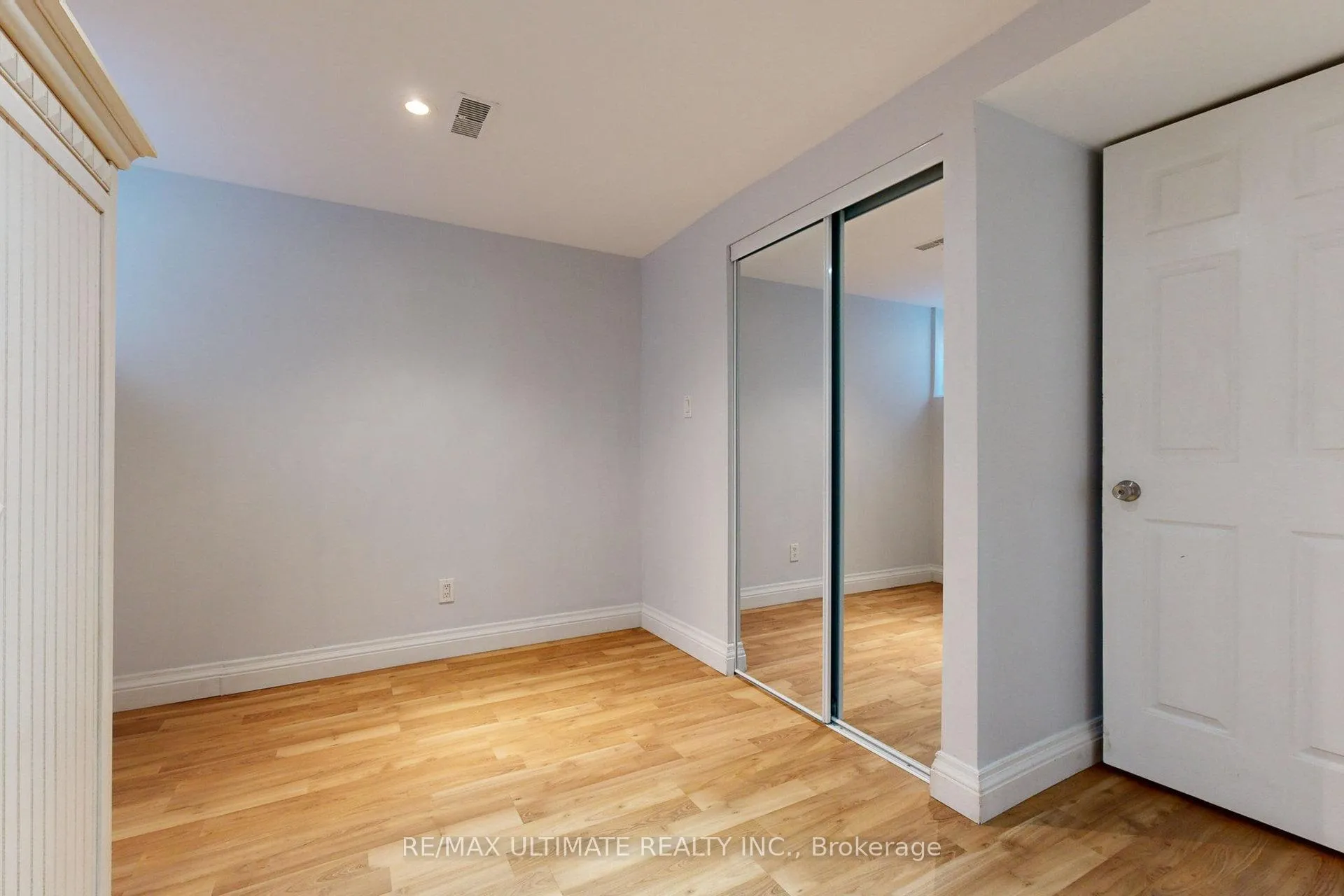 Photo 10 of Unit 5, 470 Oriole Parkway, Toronto, Forest Hill South — HOMEH