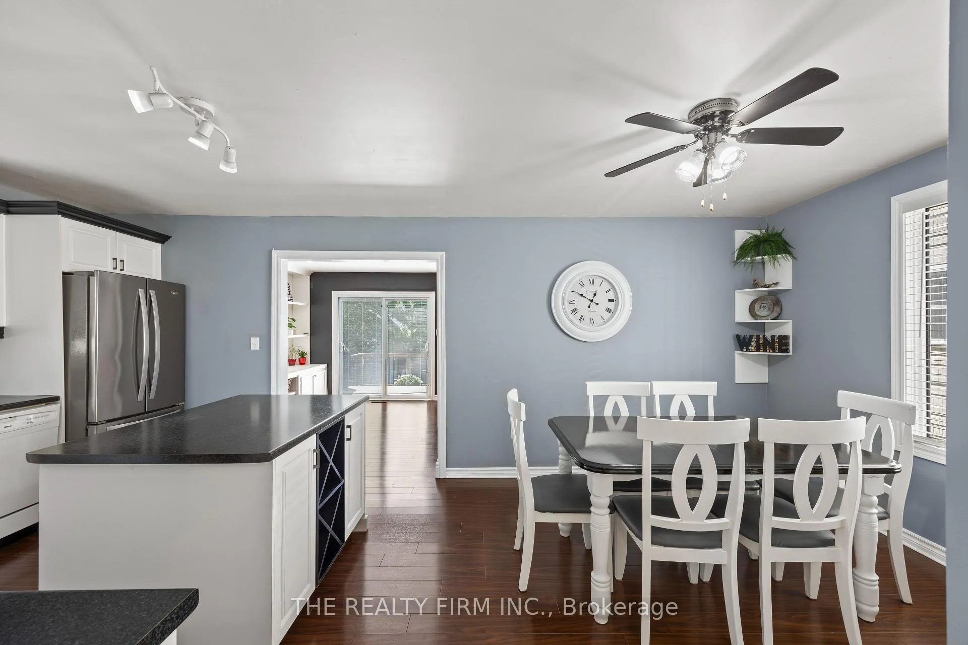 Photo 7 of 1429 Aspenridge Crescent, London, East A — HOMEH
