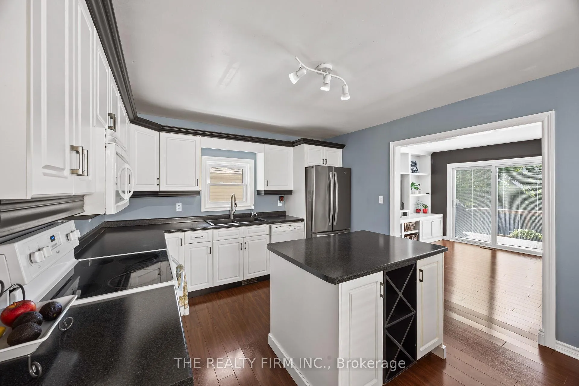 Photo 8 of 1429 Aspenridge Crescent, London, East A — HOMEH