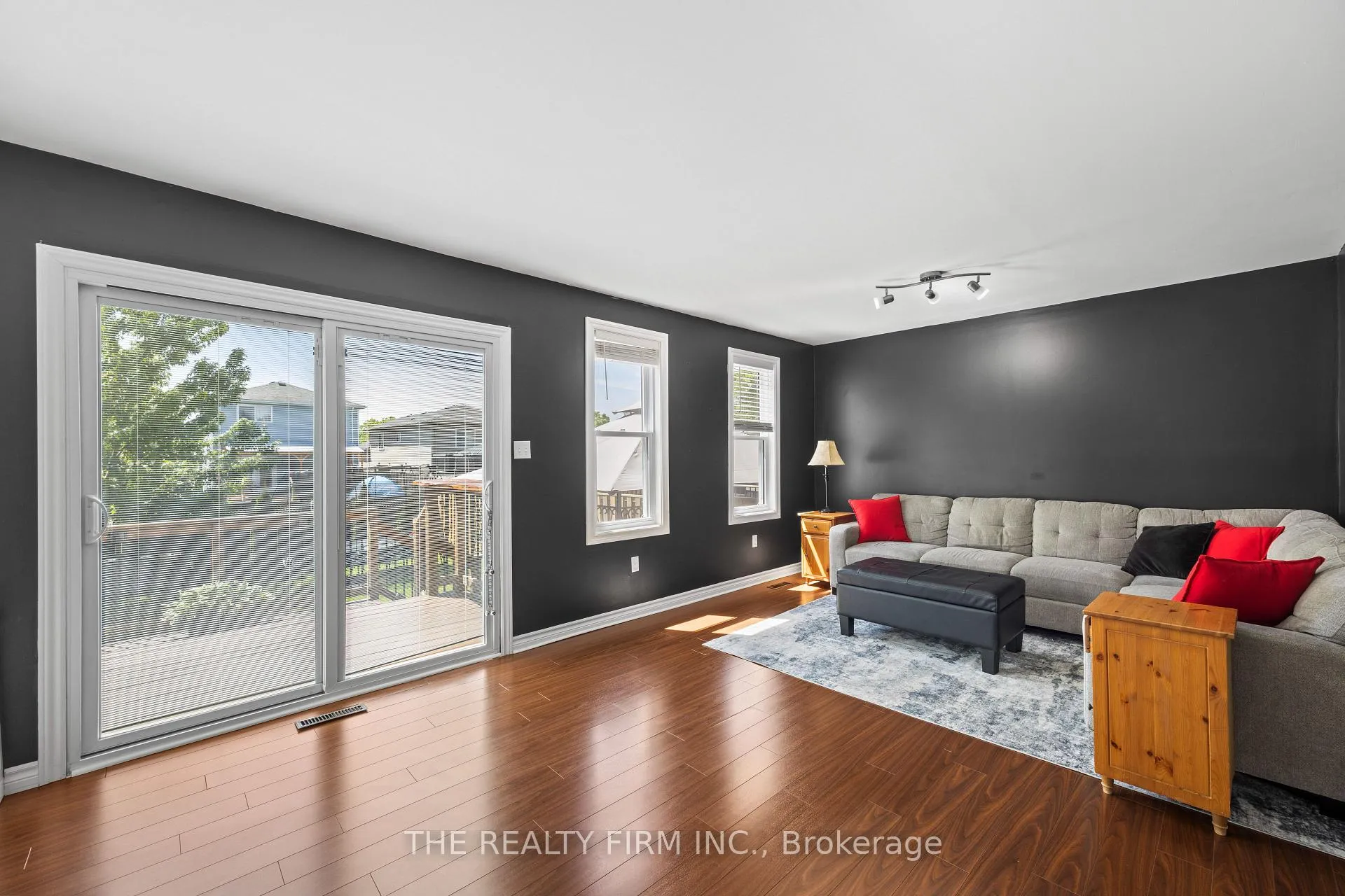 Photo 16 of 1429 Aspenridge Crescent, London, East A — HOMEH