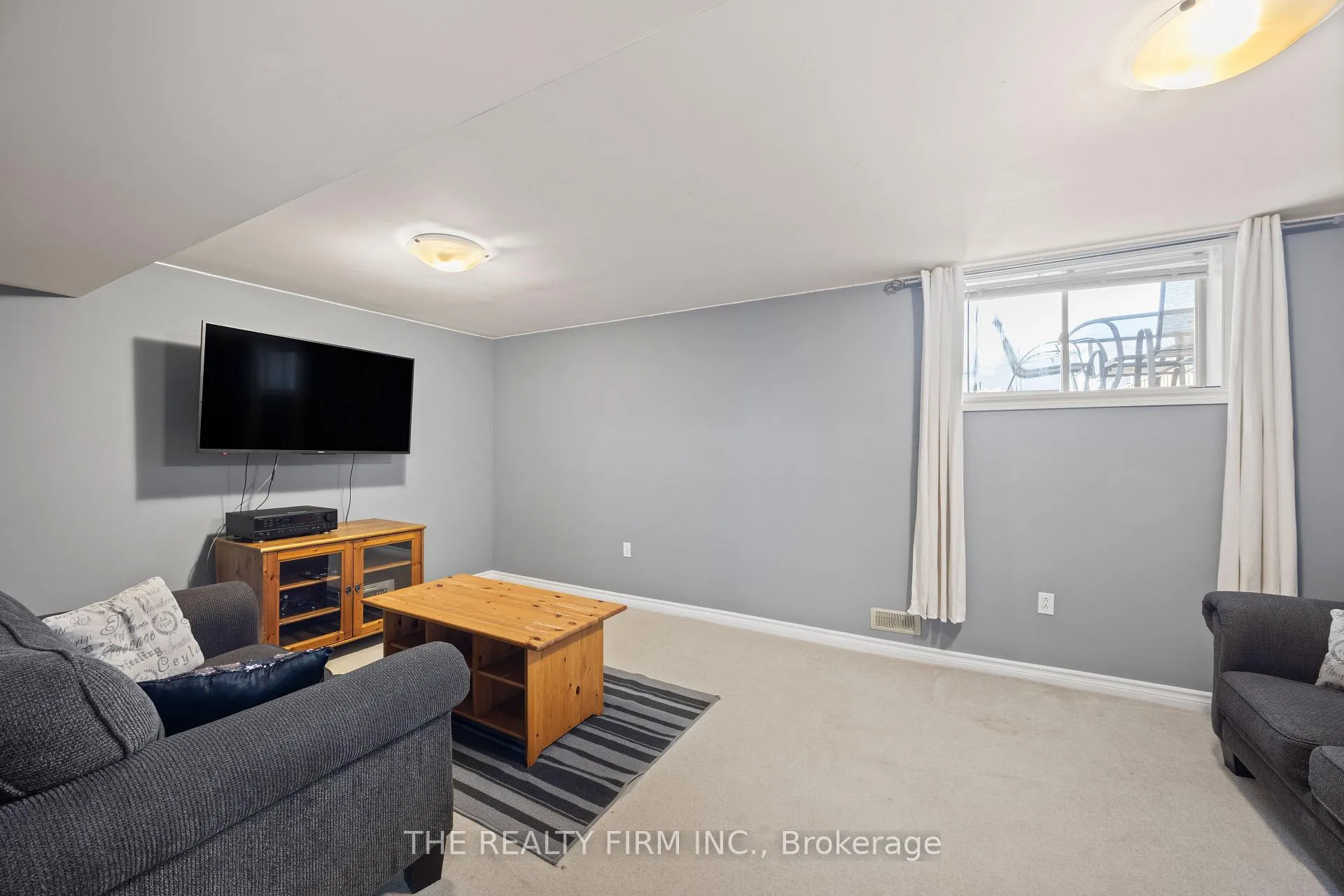 Photo 35 of 1429 Aspenridge Crescent, London, East A — HOMEH