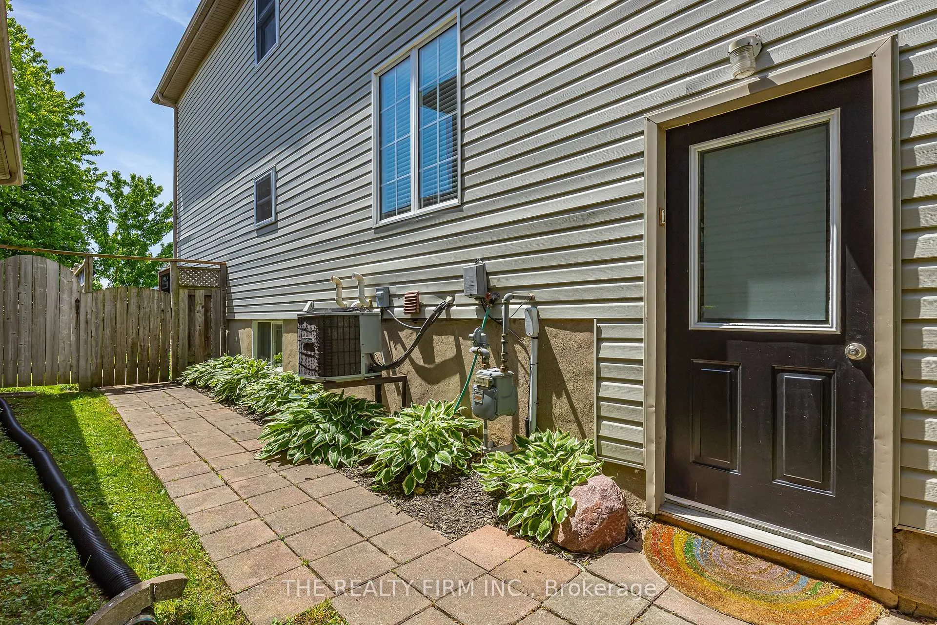 Photo 39 of 1429 Aspenridge Crescent, London, East A — HOMEH