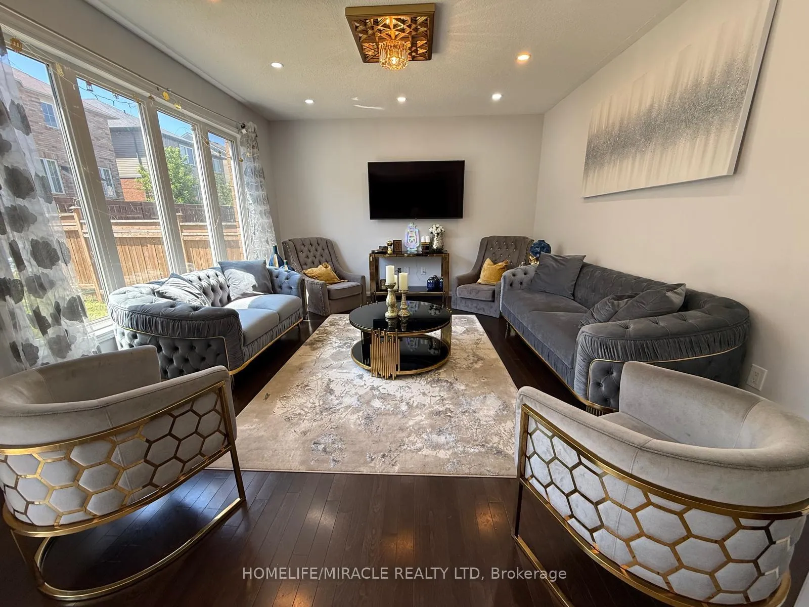 Photo 5 of 23 Dalton Drive, Cambridge, Silver Heights — HOMEH